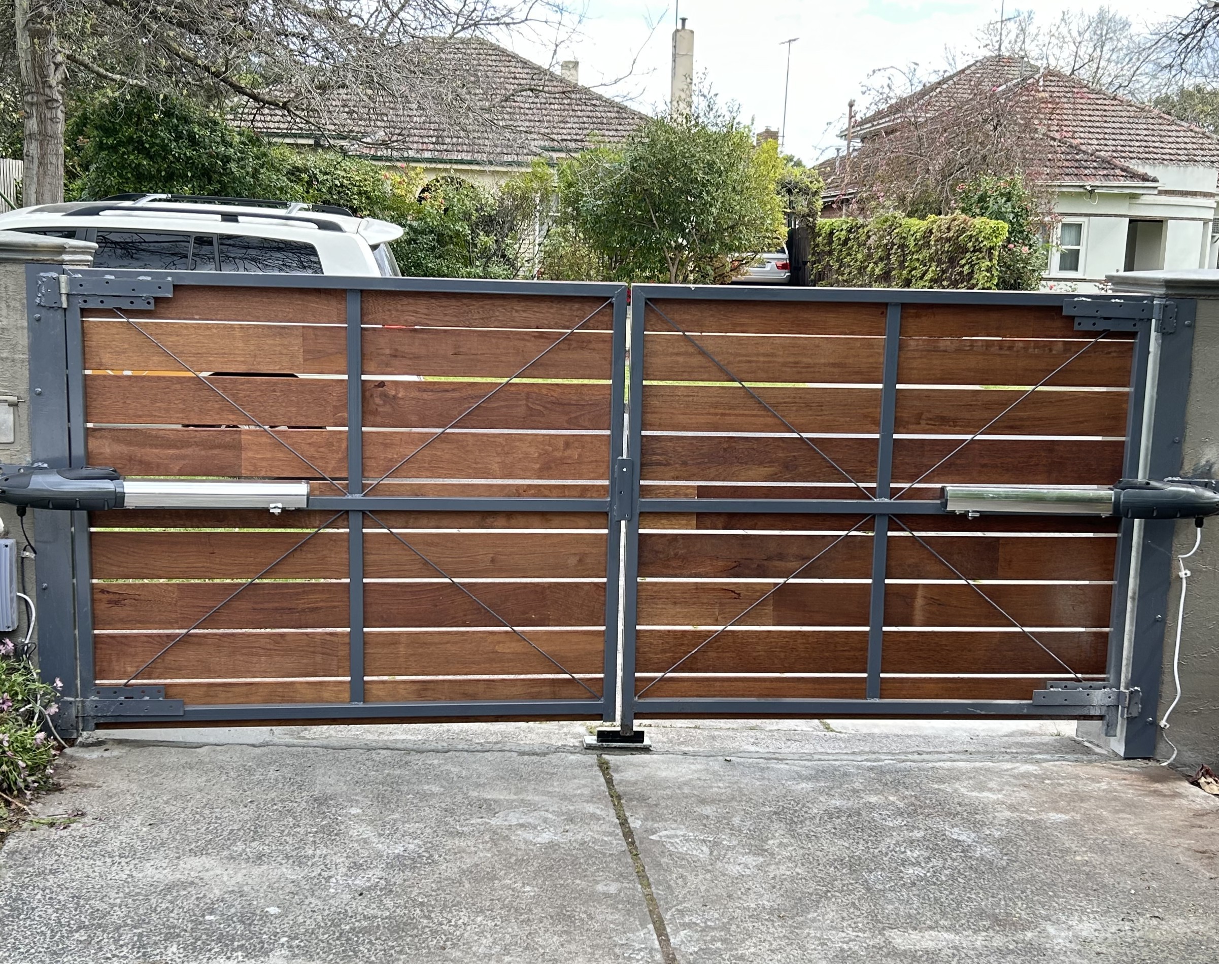 Custom gate design